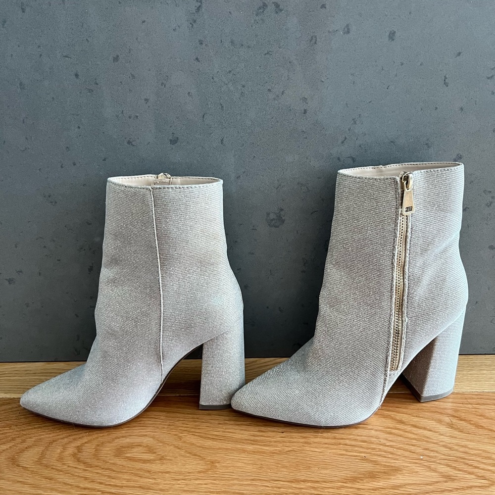 Londo Rebel (asos) Silver Boots - Size 37 (fits a size 6)